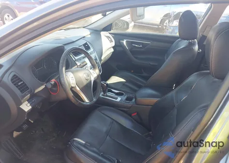 2016 Nissan Altima 2.5 Sl z USA, uszkodzony, nr VIN 1N4AL3AP8GC261741